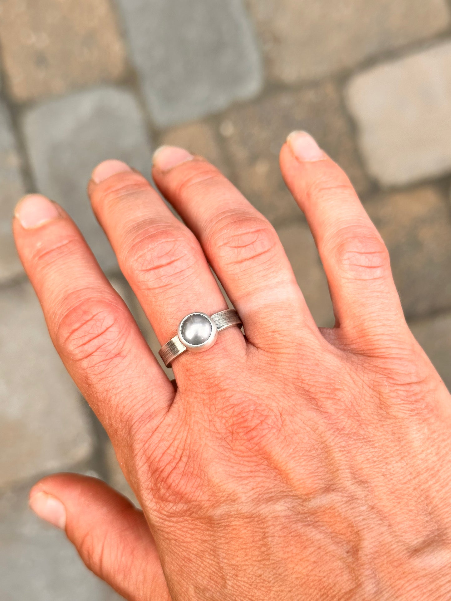 Silver Pearl size 7.75