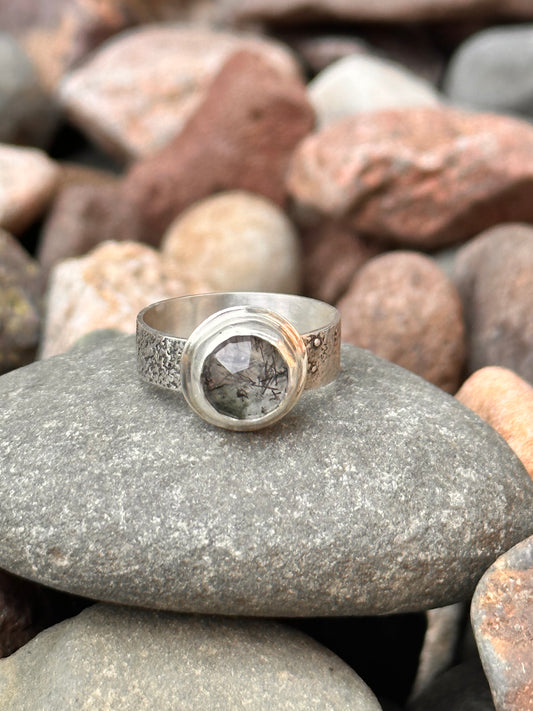 Rutilated Quartz Size 6