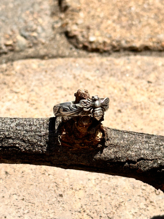 Bee Ring